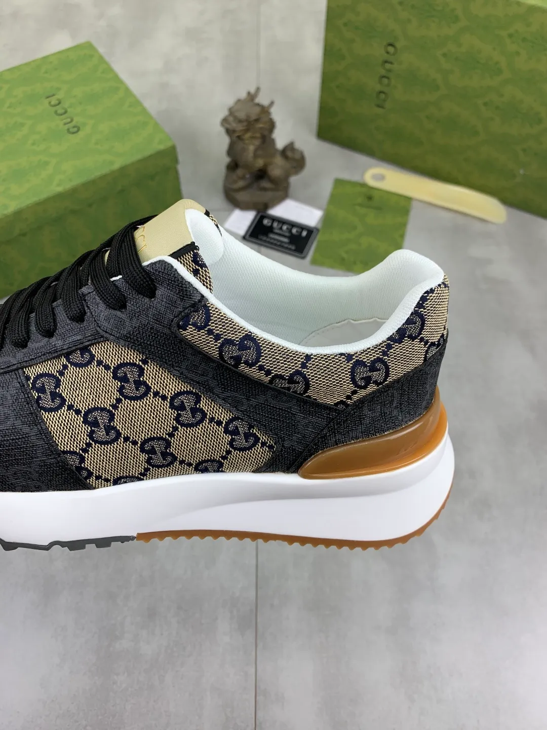 Men's shoes 💰P440💰[New model]🆘 The latest model from Gucci GUCCI official website🎁Classic casual and fashionable men's shoes👟Best model💥The version is simple and elegant, exclusive for trendy men. Unique official website latest brand elements👑Gucci original decoration, fashionable and generous, original soft calfskin fabric➕Comfortable soft first-layer pigskin lining ✅The official website specifies the wear-resistant casual outsole, the classic model is taken in real life🎬Color: 3️⃣colors available😍Number: 38-44